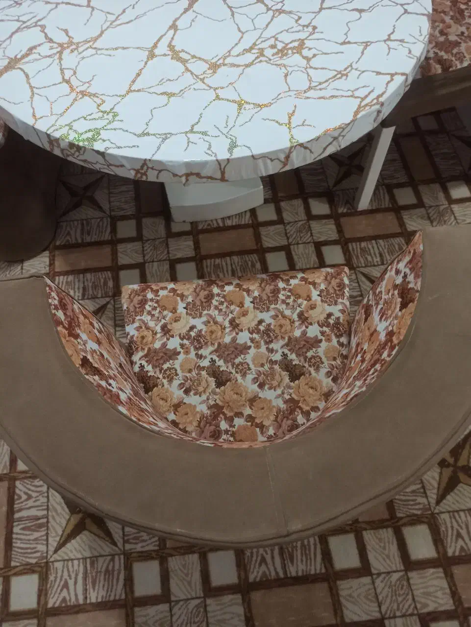 میز ناهارخوری خوری|میز و صندلی غذاخوری|زابل, |دیوار