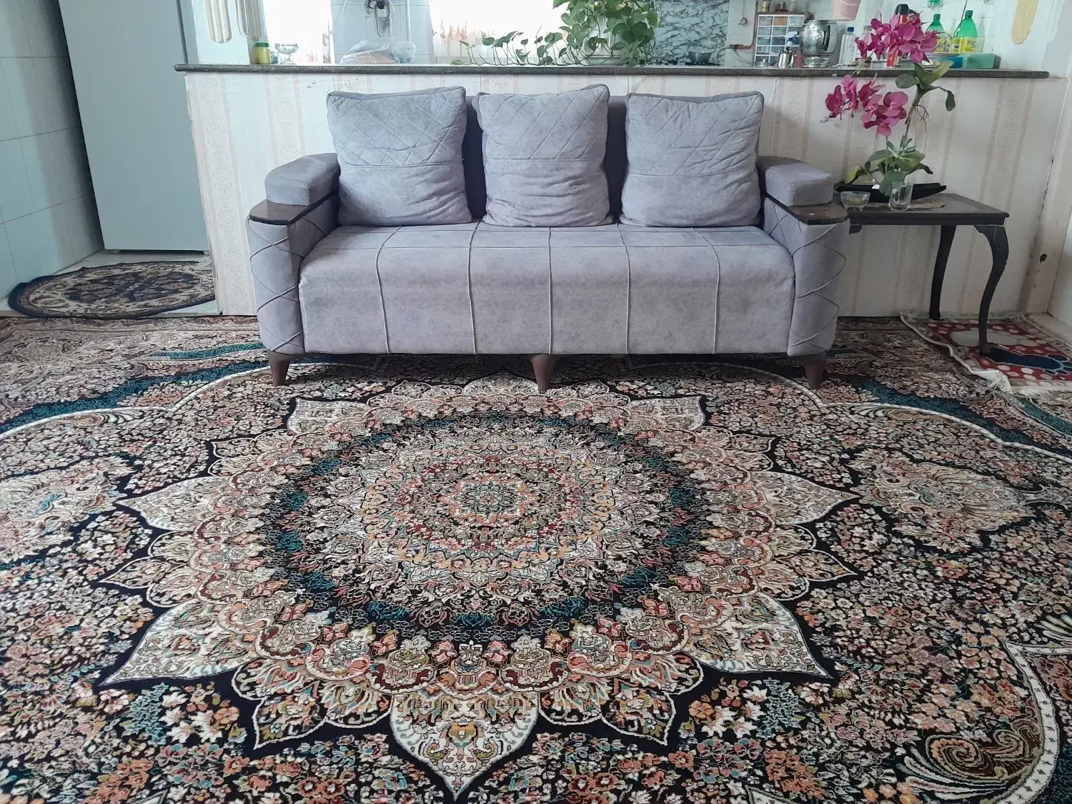 مبل راحتی ۷نفره|مبلمان خانگی و میز عسلی|بیرجند, |دیوار