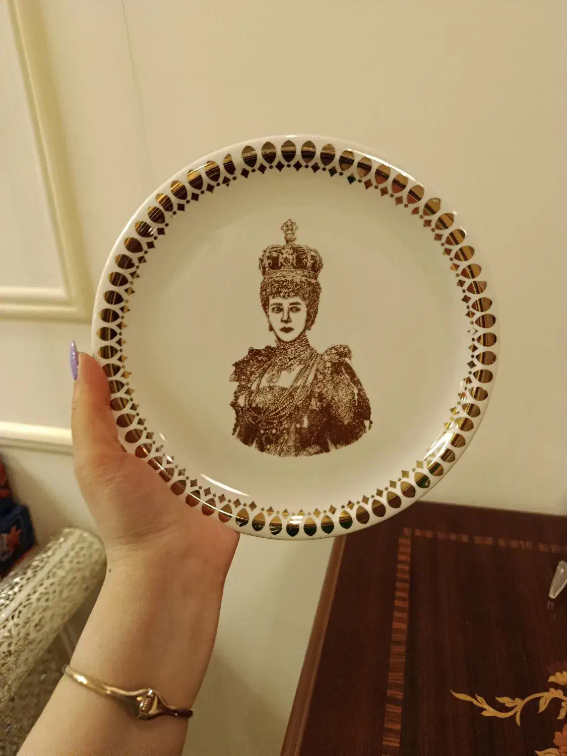 بشقاب های قدیمی|کلکسیون اشیاء عتیقه|قم, شهرک قدس|دیوار