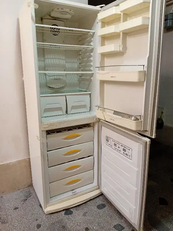 یخچال فیریزر|یخچال و فریزر|بروجرد, |دیوار