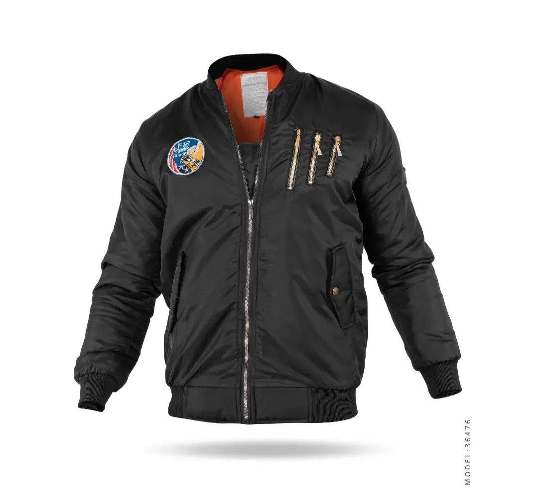 کاپشن|لباس|کاشان, باغچه فیض|دیوار