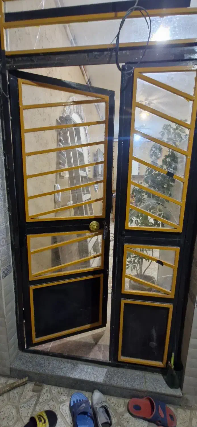 درب آهنی|مصالح و تجهیزات ساختمان|همدان, |دیوار