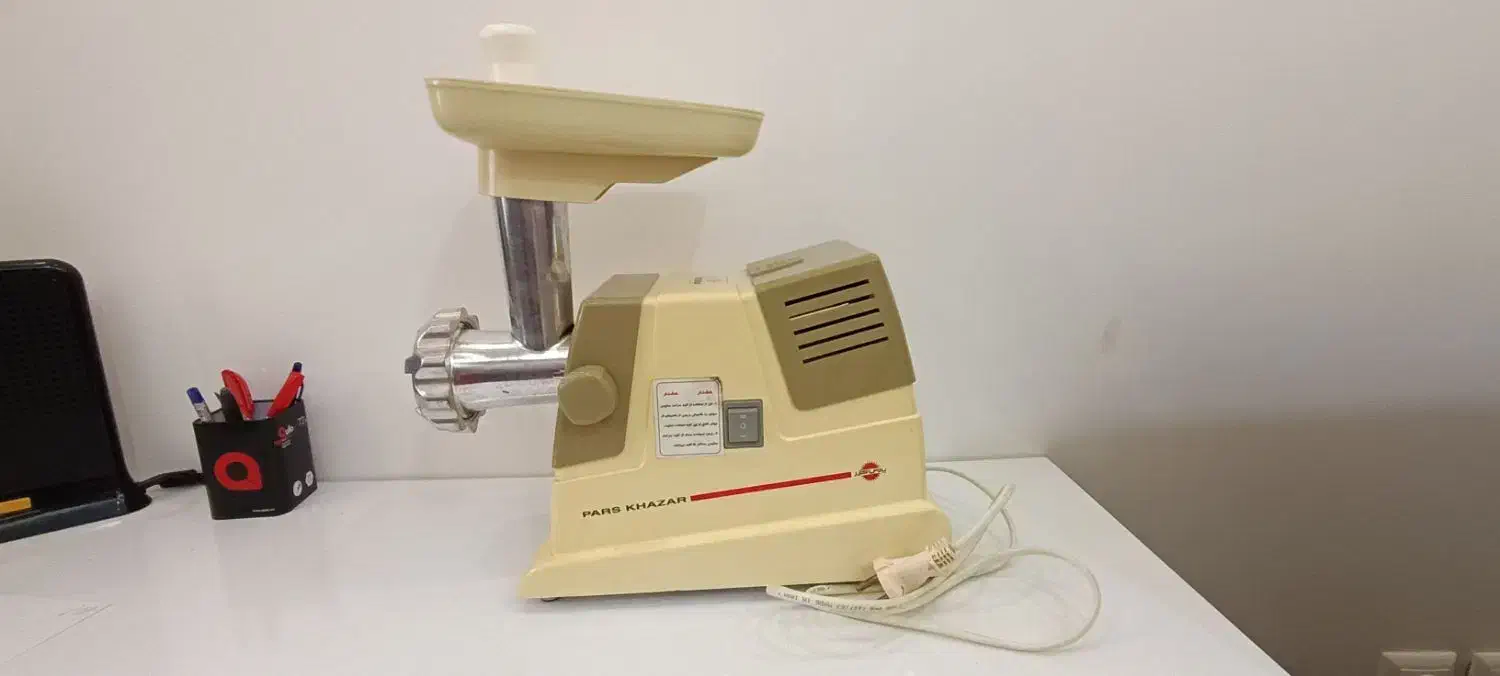 چرخ گوشت پارس خزر 1400 در حد نو|خردکن، آسیاب، غذاساز|آستانه اشرفیه, |دیوار