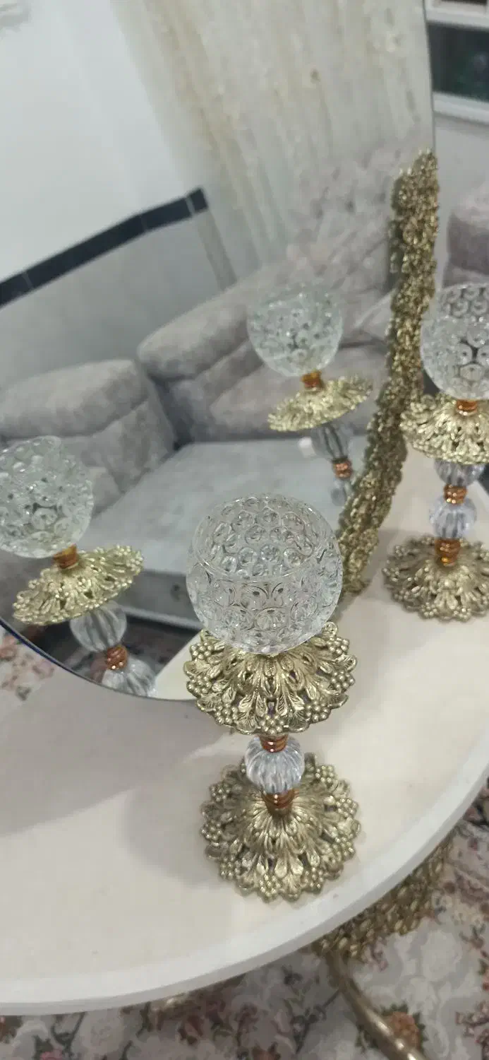 آیینه و شمعدان|آینه|پاوه, |دیوار