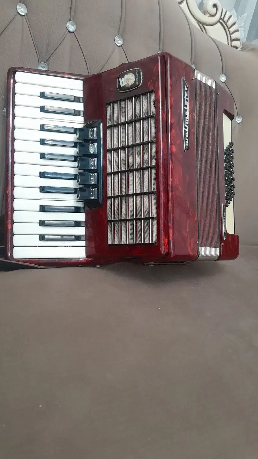 اکاردیون ولتمستر المان|پیانو، کیبورد، آکاردئون|تبریز, |دیوار