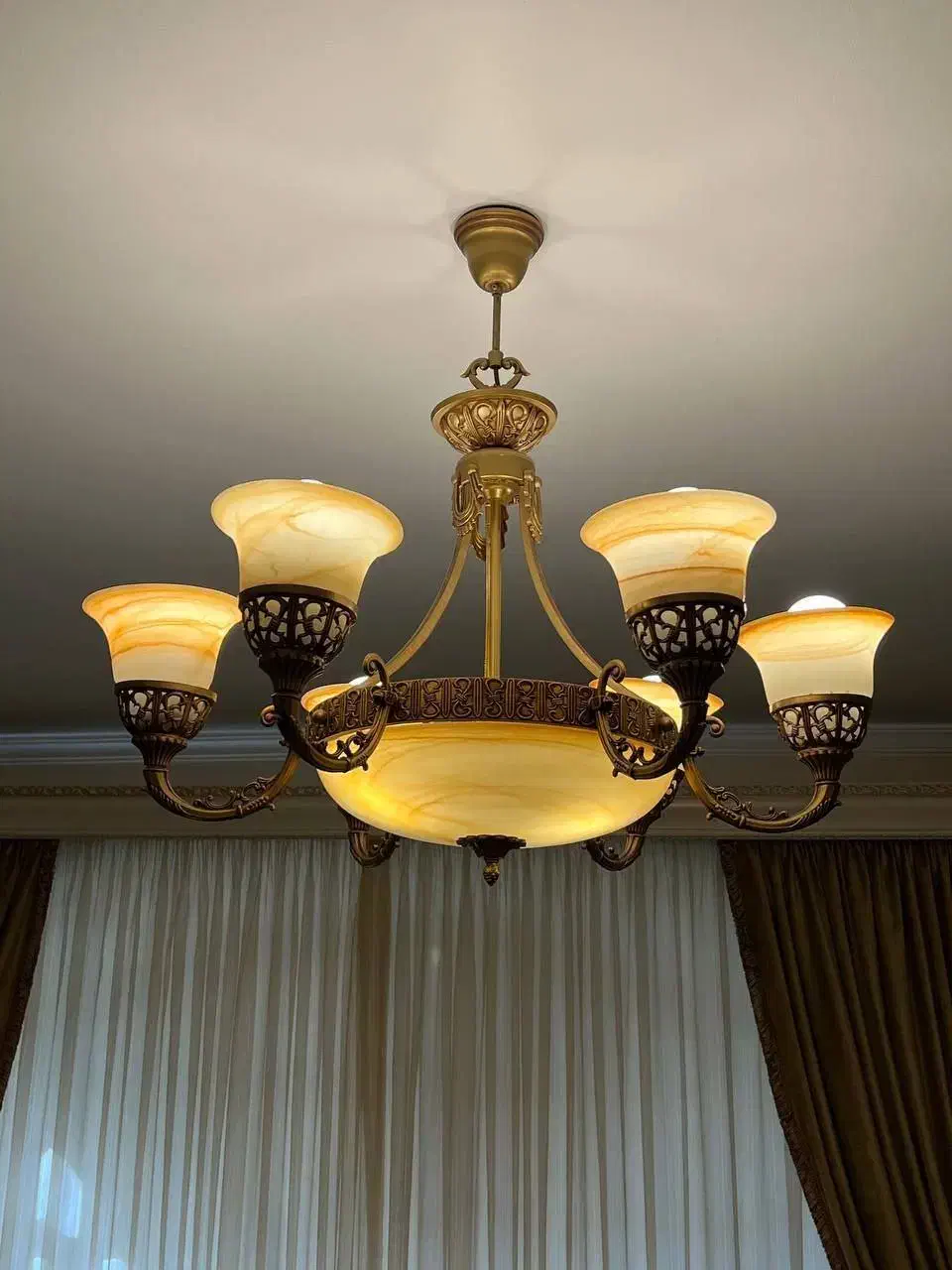 لوستر|لوستر و چراغ آویز|اندیشه, اندیشه فاز ۳|دیوار