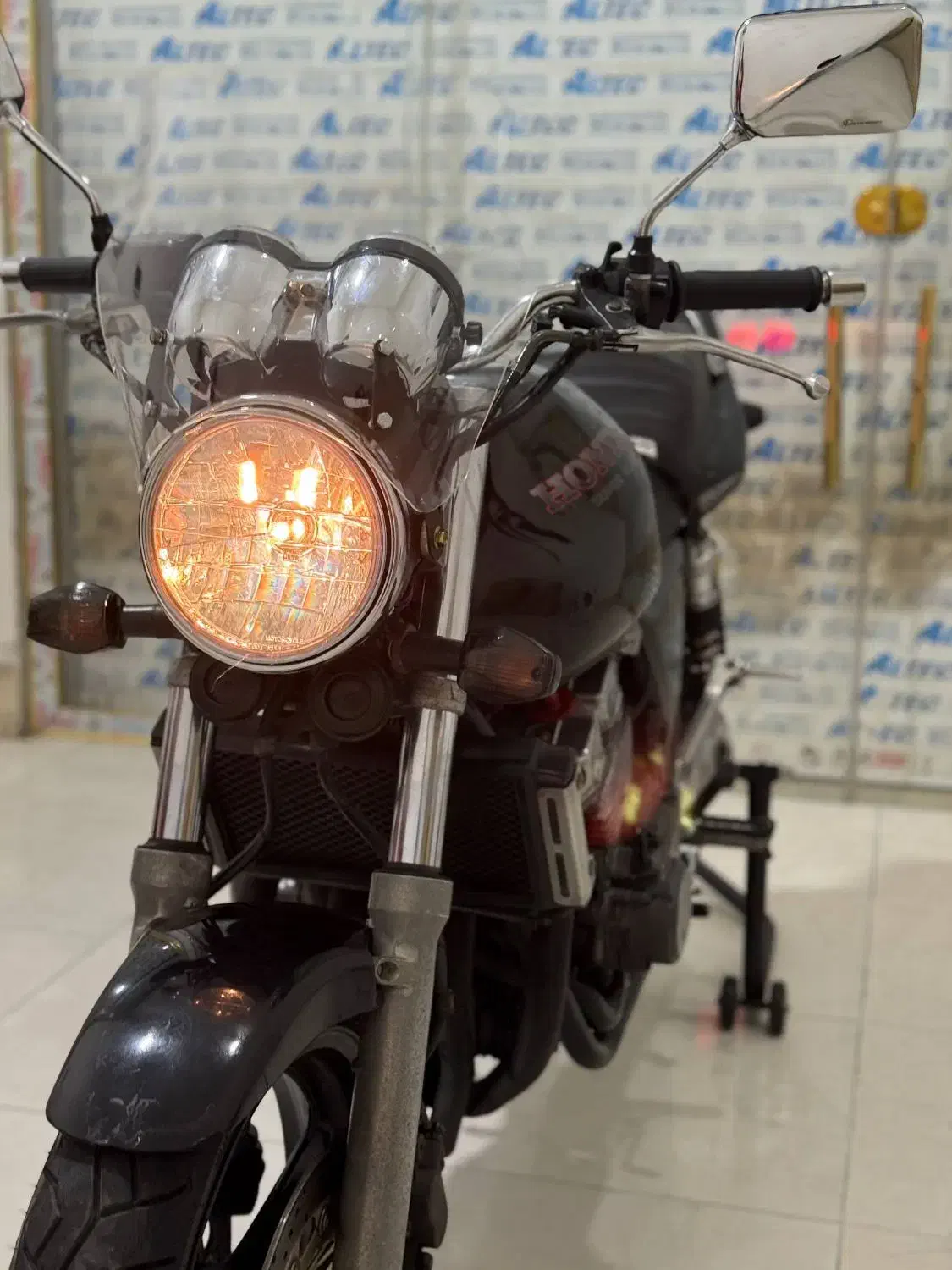 cb400 درحد خشک|موتورسیکلت|مشکین‌دشت, |دیوار