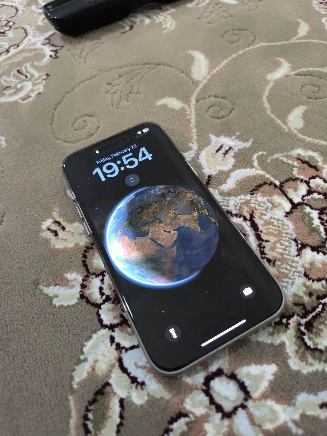 ۱۶ پلاس|موبایل|آبادان, |دیوار