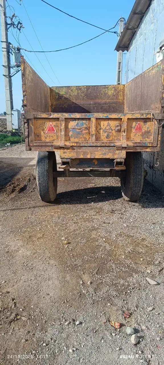 یک تریلی تراکتور رینگ اتوبوسی به فروش میرسد|قطعات یدکی و لوازم جانبی|فاضل آباد, |دیوار