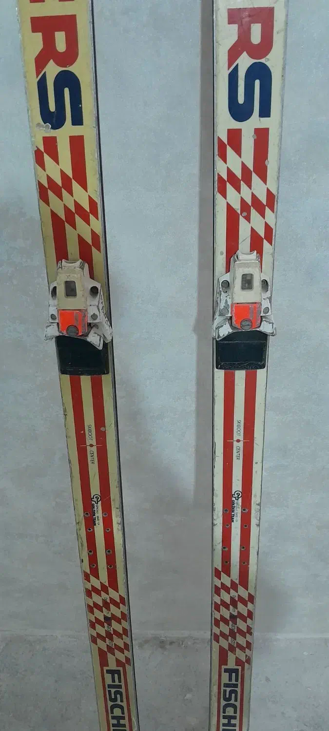 چوب اسکی فیشر|ورزش‌های زمستانی|کرج, کوی کارمندان جنوبی|دیوار