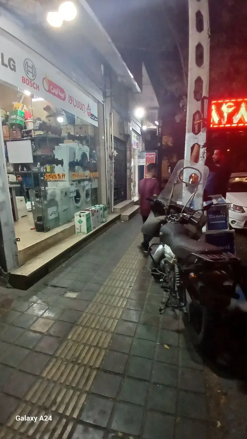 اجاره مغازه ۳۰ متر|اجارهٔ مغازه و غرفه|تهران, مطهری|دیوار