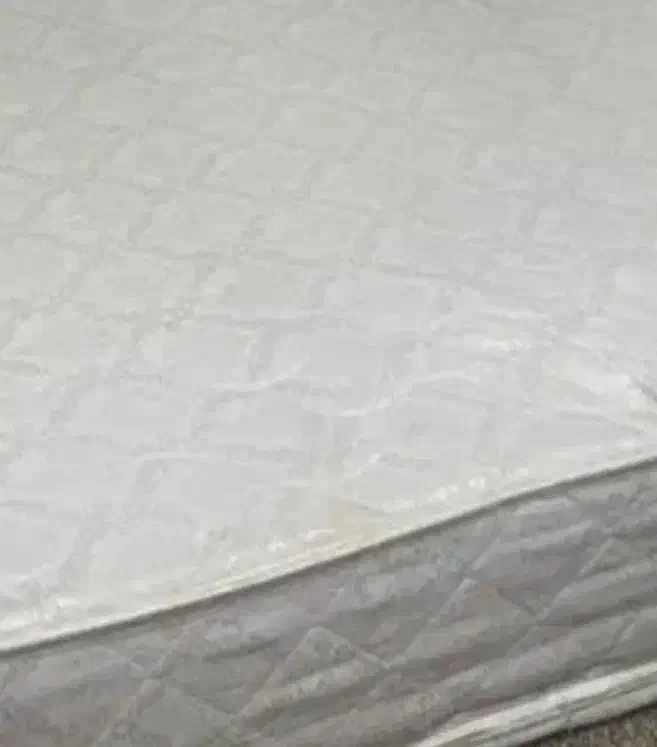 تشک‌در‌حد‌نو‌دونفر‌شیبان|تشک تختخواب|باوی, |دیوار