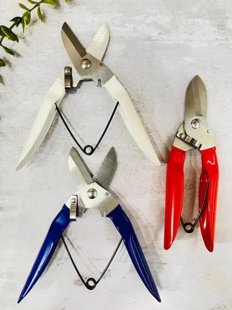 قیچی قند قند شکن|ابزارآلات|اصفهان, جنیران (لادان)|دیوار