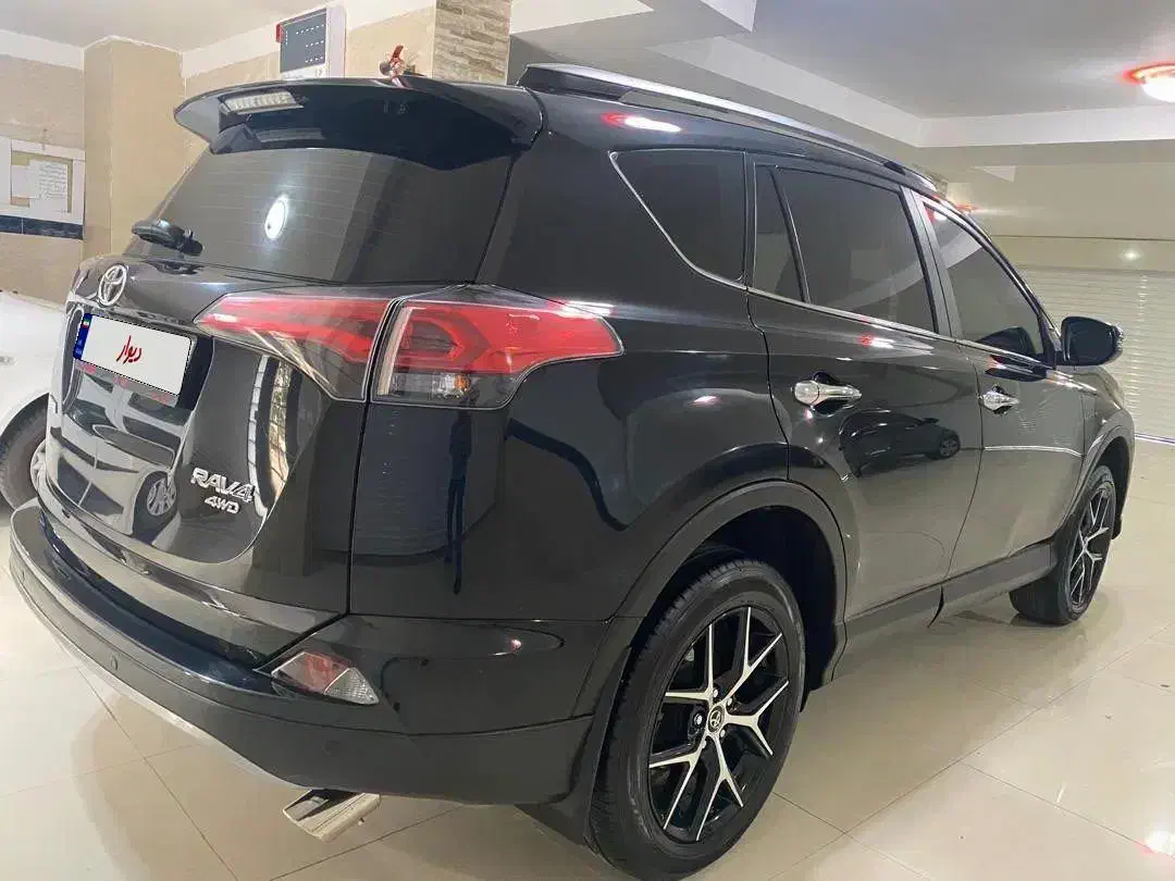 تویوتا راو 4 2017|خودرو سواری و وانت|اردبیل, |دیوار