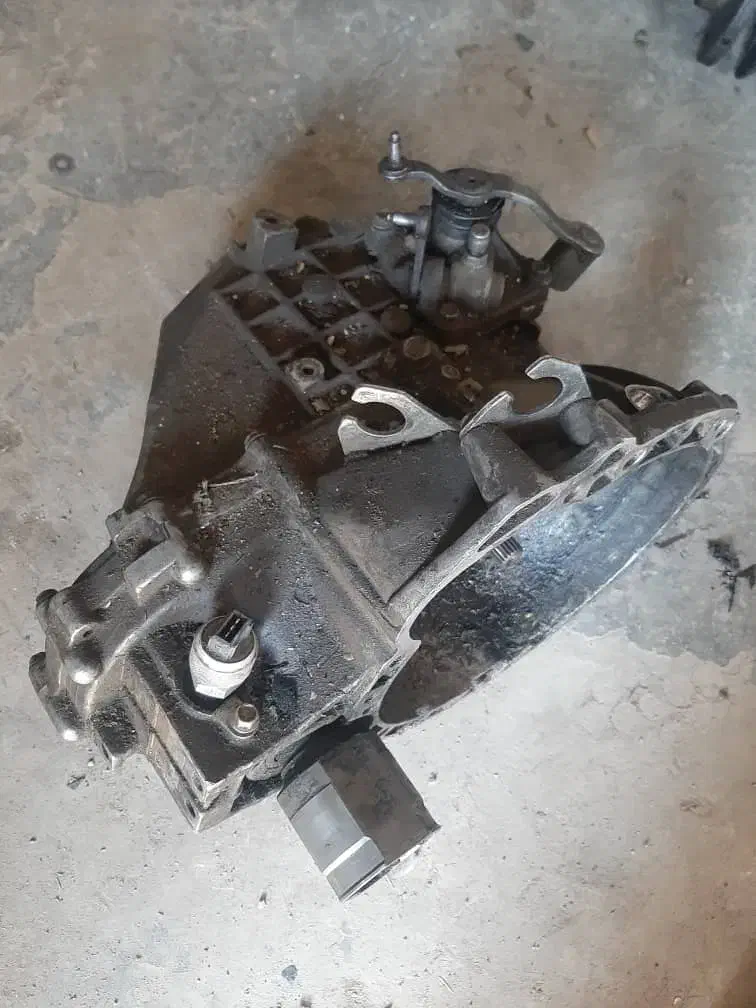 گیربکس استوک لیفان520 و چراغ جلو آریزو|قطعات یدکی و لوازم جانبی|شیراز, عفیفآباد|دیوار