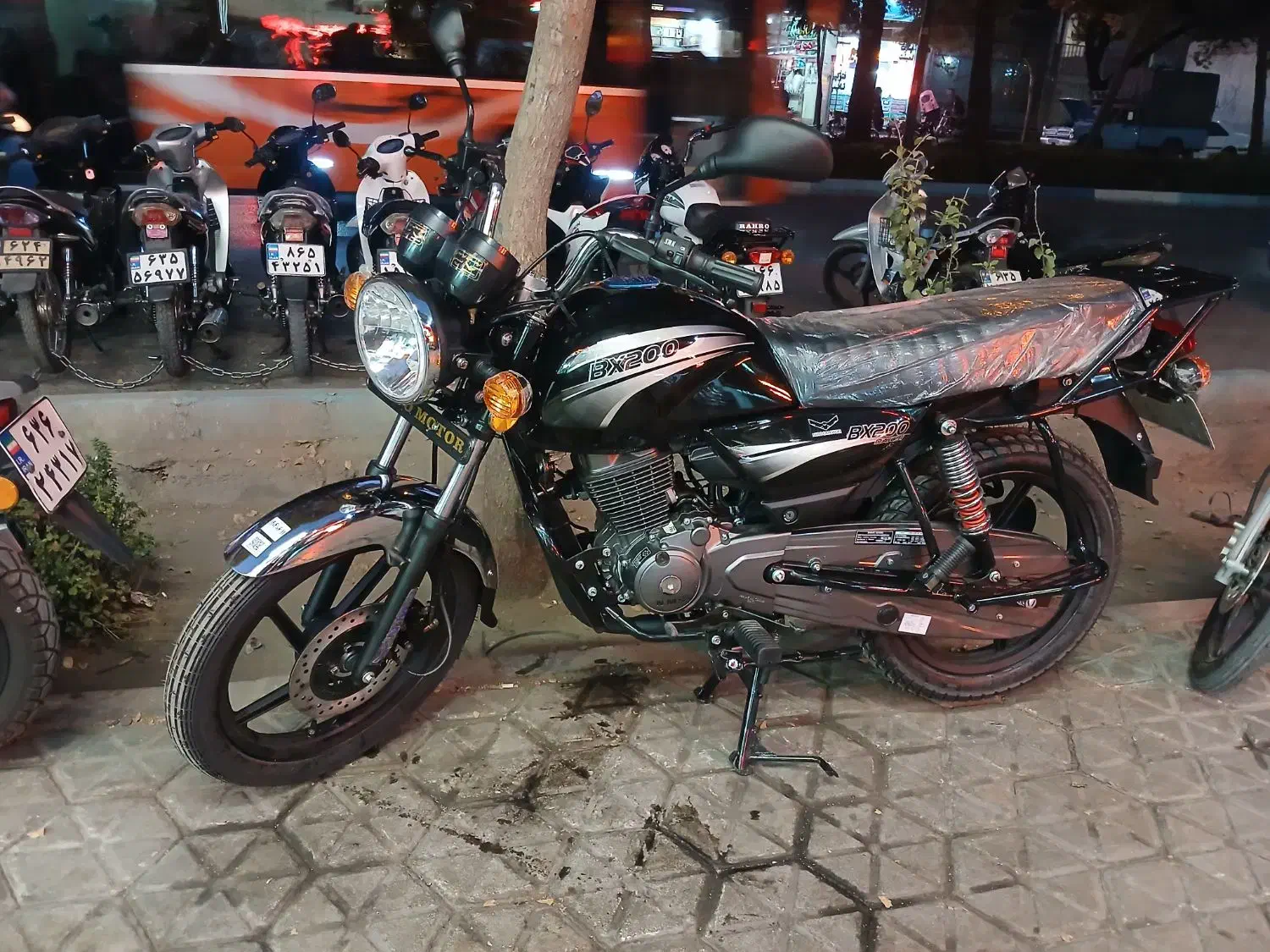 BX 200 صفر کیلومتر اقساطی|موتورسیکلت|اصفهان, شیخ طوسی|دیوار