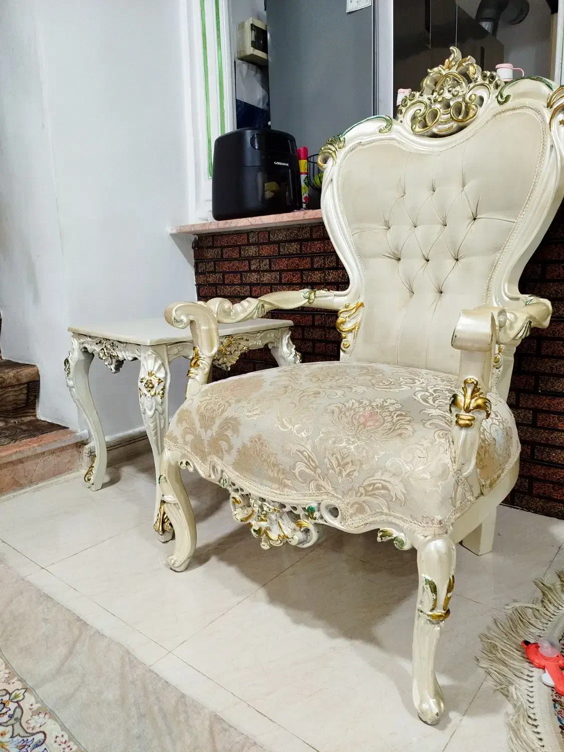 فروش مبل سلطنتی|مبلمان خانگی و میز عسلی|خشکبیجار, |دیوار