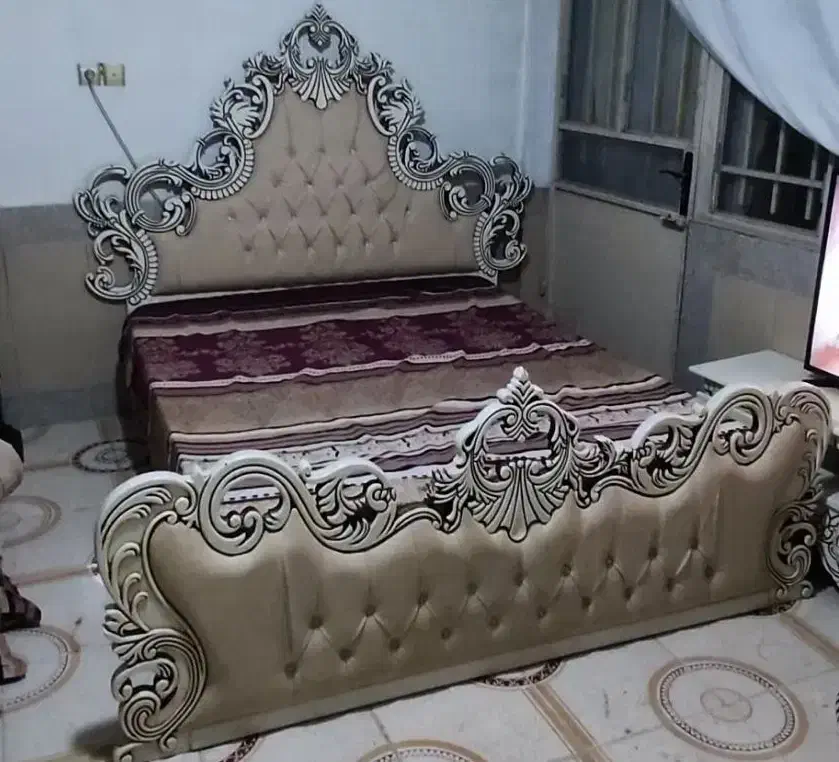 تخت و تشگ سالم در حد|تخت و سرویس خواب|شیروان (خراسان), |دیوار