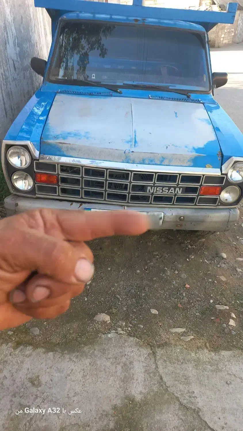 نیسان ۸۱دوگانه دستی|خودرو سواری و وانت|قائمشهر, |دیوار