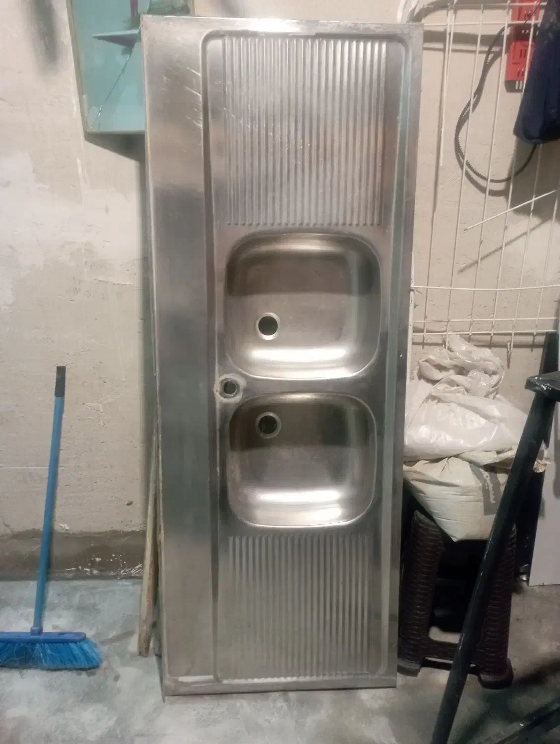 دوتا سینک ظرفشویی|مصالح و تجهیزات ساختمان|بوکان, |دیوار