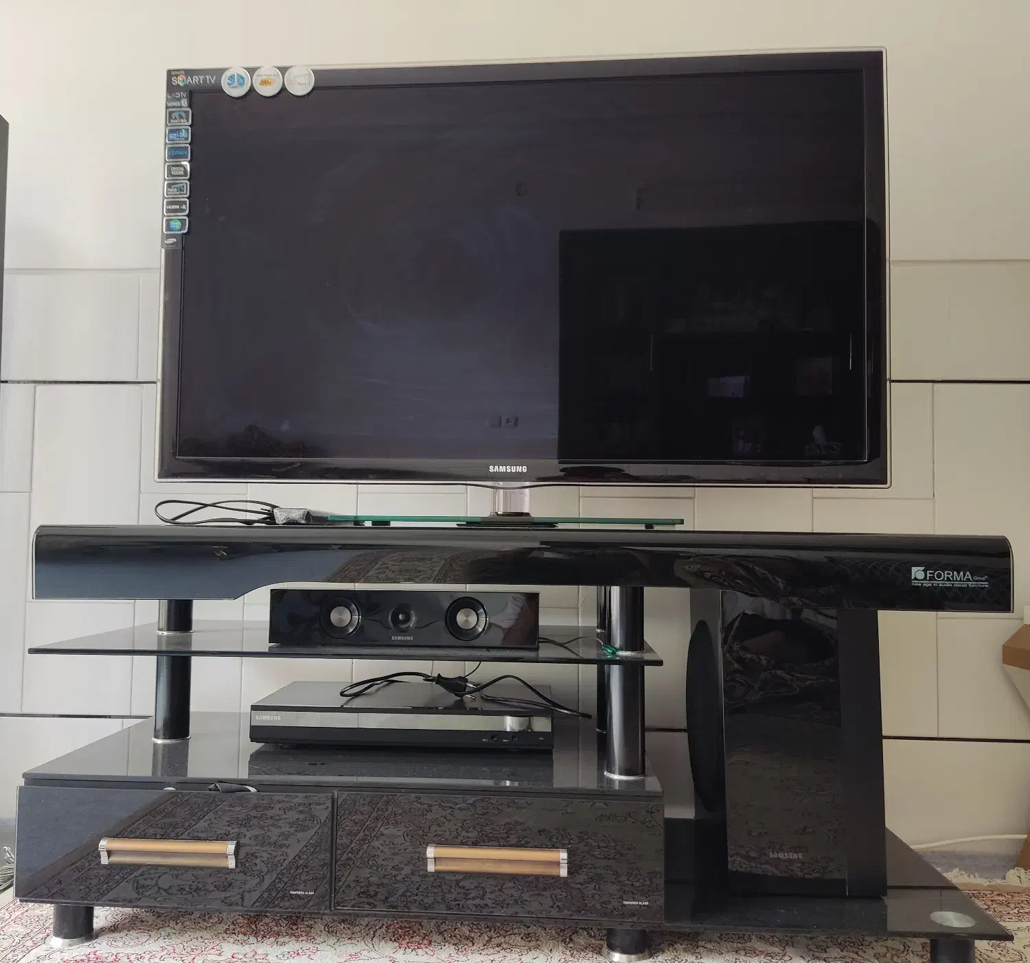 تلویزیون ۴۶ اینچ سامسونگ اصل کره|تلویزیون و پروژکتور|لنجان, |دیوار