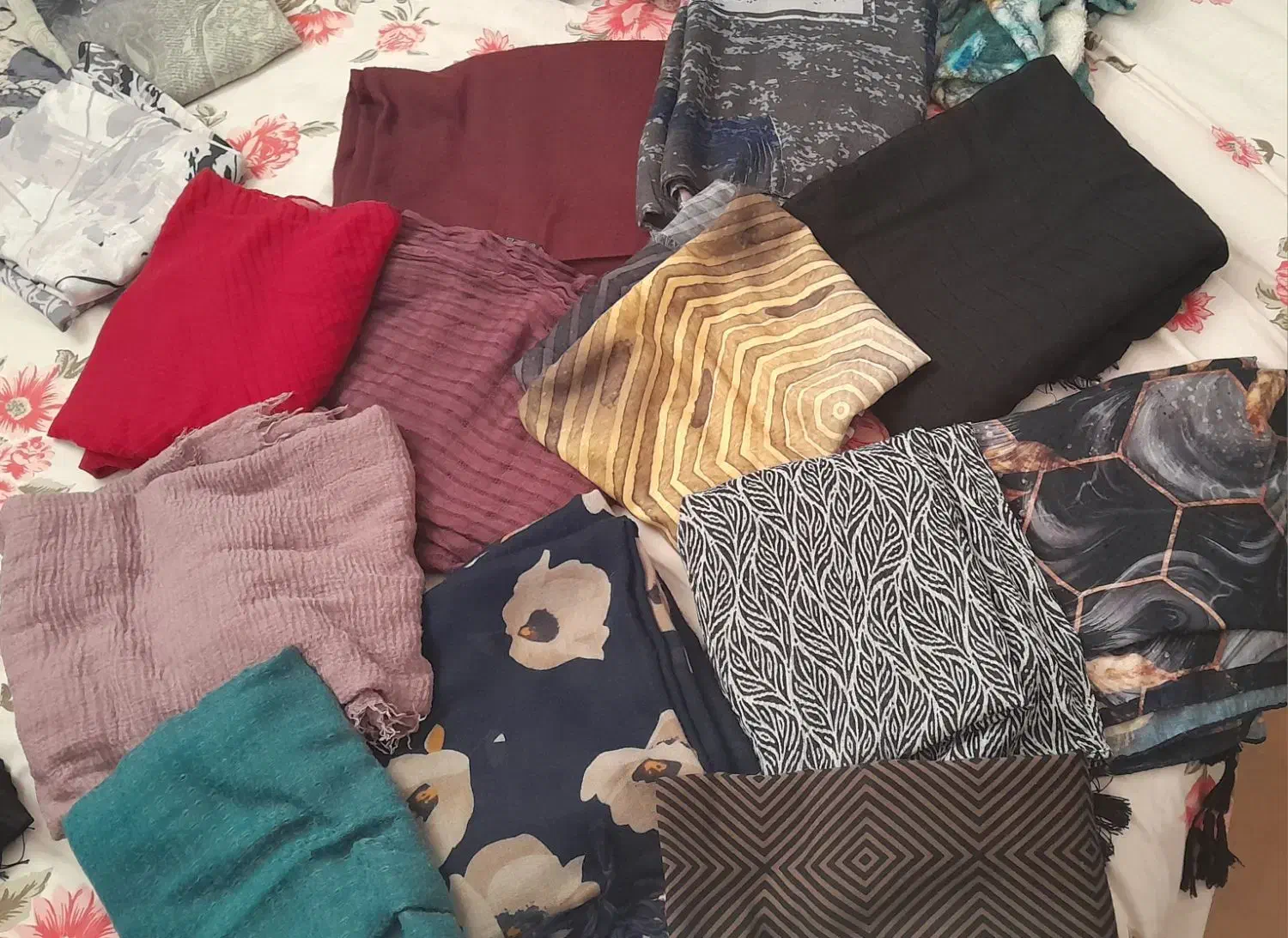 فروش شال و روسری|لباس|شاهرود, |دیوار