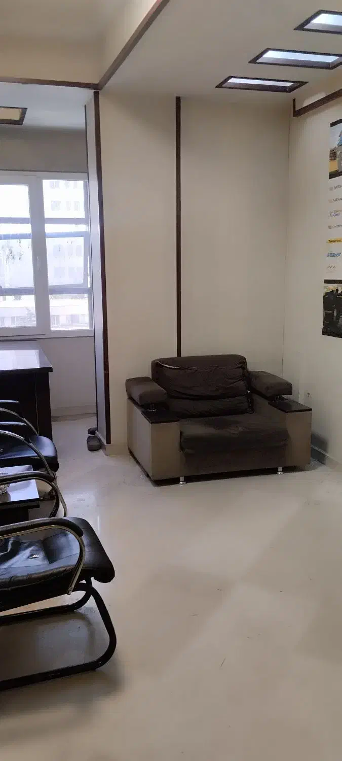 85  ( سند اداری ، مبله ) بر اصلی امیر آباد|اجارهٔ دفتر کار، اتاق اداری، مطب|تهران, امیرآباد|دیوار