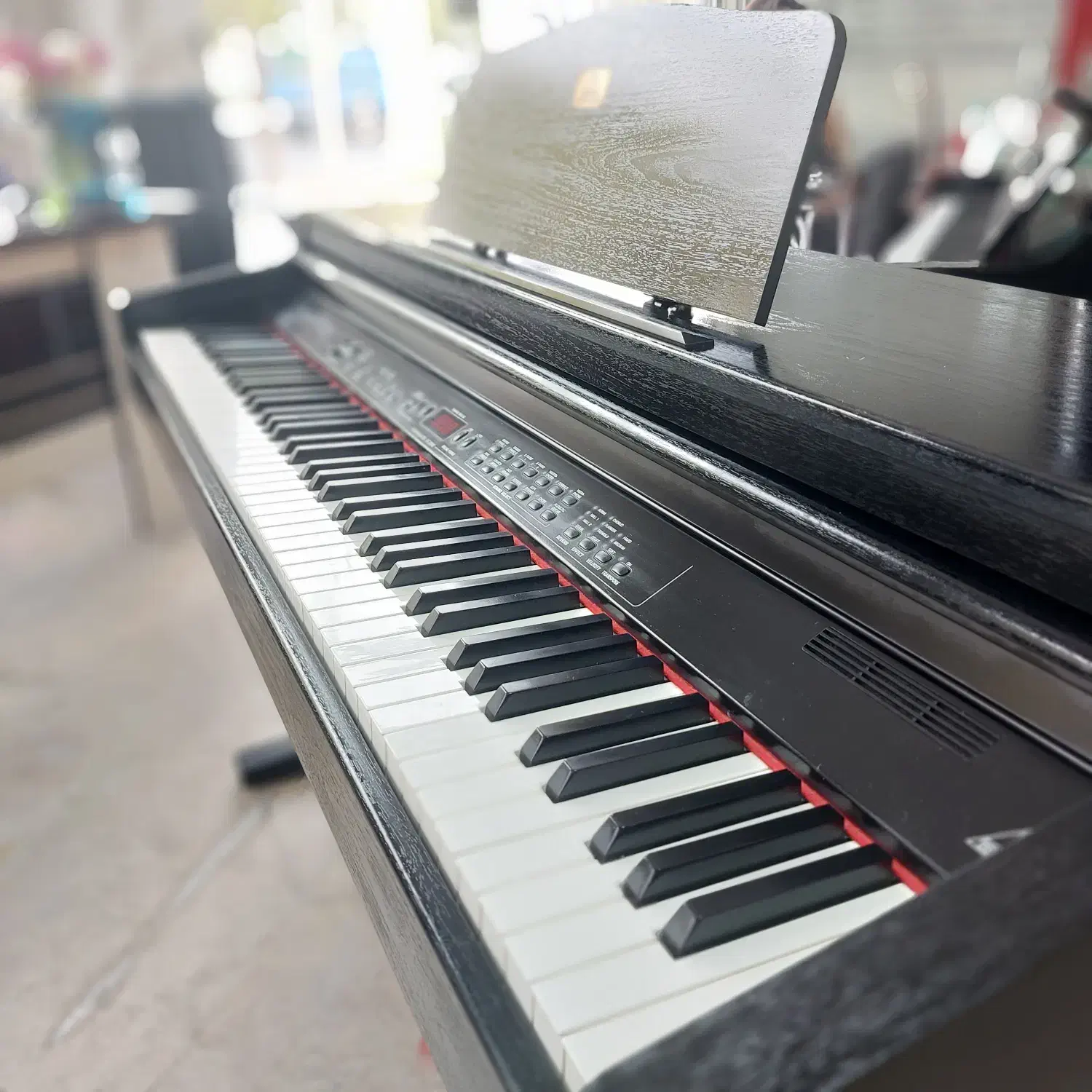 پیانو دیجیتال EUROGRAND در حد اکبند|پیانو، کیبورد، آکاردئون|کرج, مجتمع صنفی صنعتی|دیوار