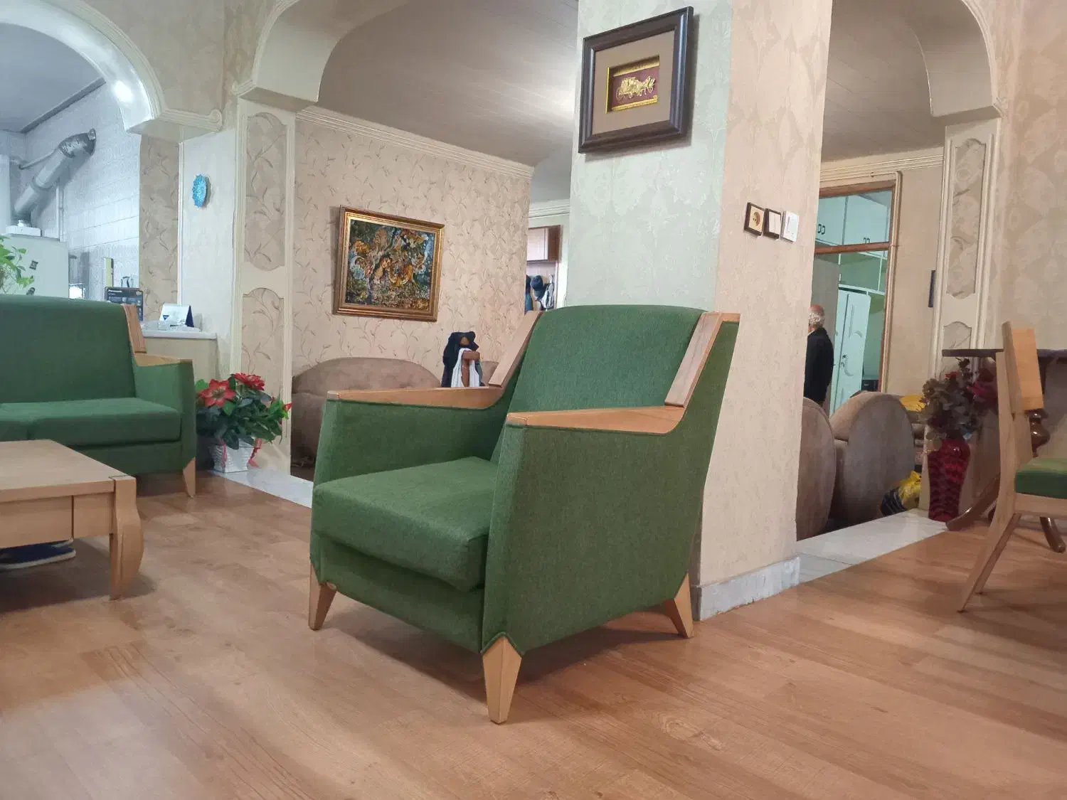 ویلایی ۴۰۰ متری تجاری گلباغ نماز|اجارهٔ خانه و ویلا|رشت, گلباغ نماز|دیوار