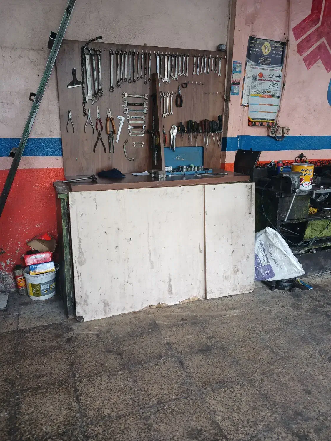 کارگر ساده مکانیک و مکانیک ماهر|استخدام صنعتی، فنی، مهندسی|تهران, خاک سفید|دیوار