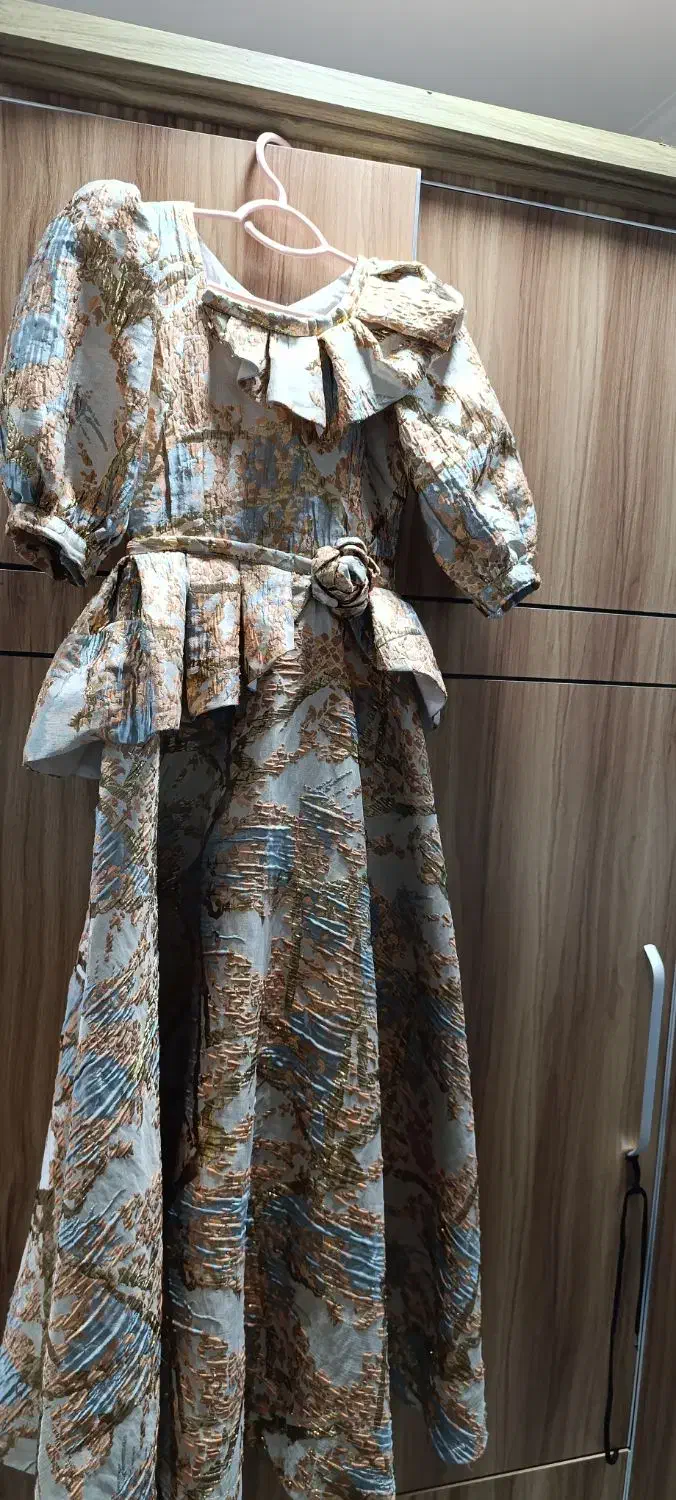 لباس|لباس|قشم, |دیوار