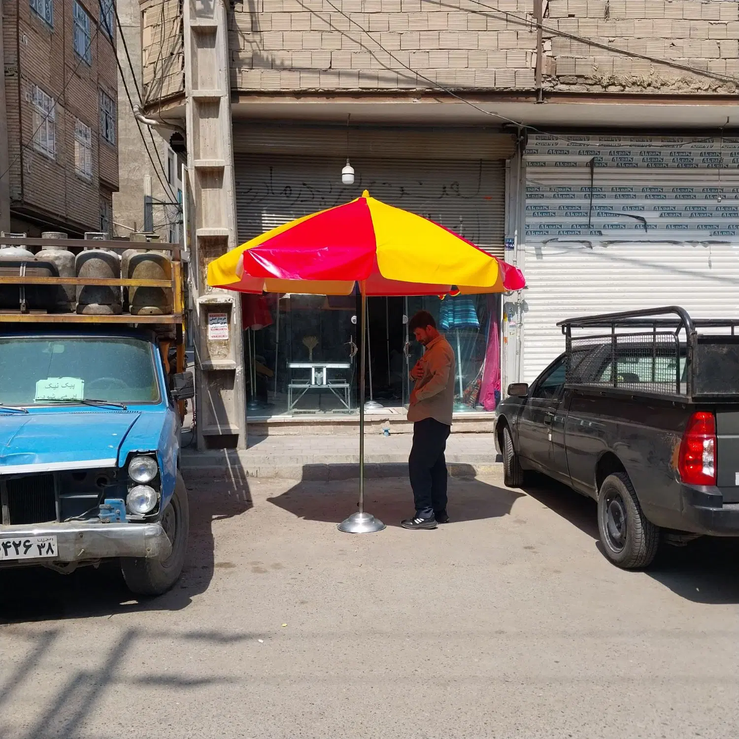 بورس چتر و سایبان تک و عمده 10 نوع رنگ بندی|کوهنوردی و کمپینگ|تهران, خلازیر|دیوار