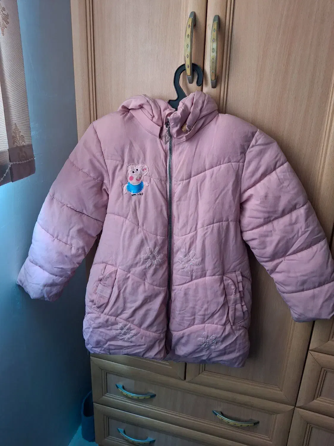 فروش ویژه کاپشن دخترانه شیک|کفش و لباس بچه|شیراز, شهرک مطهری|دیوار