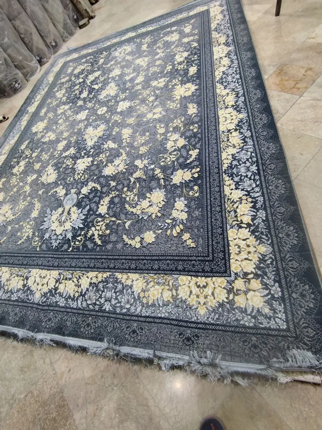 فرش|فرش|مشهد, حسین‌آباد|دیوار