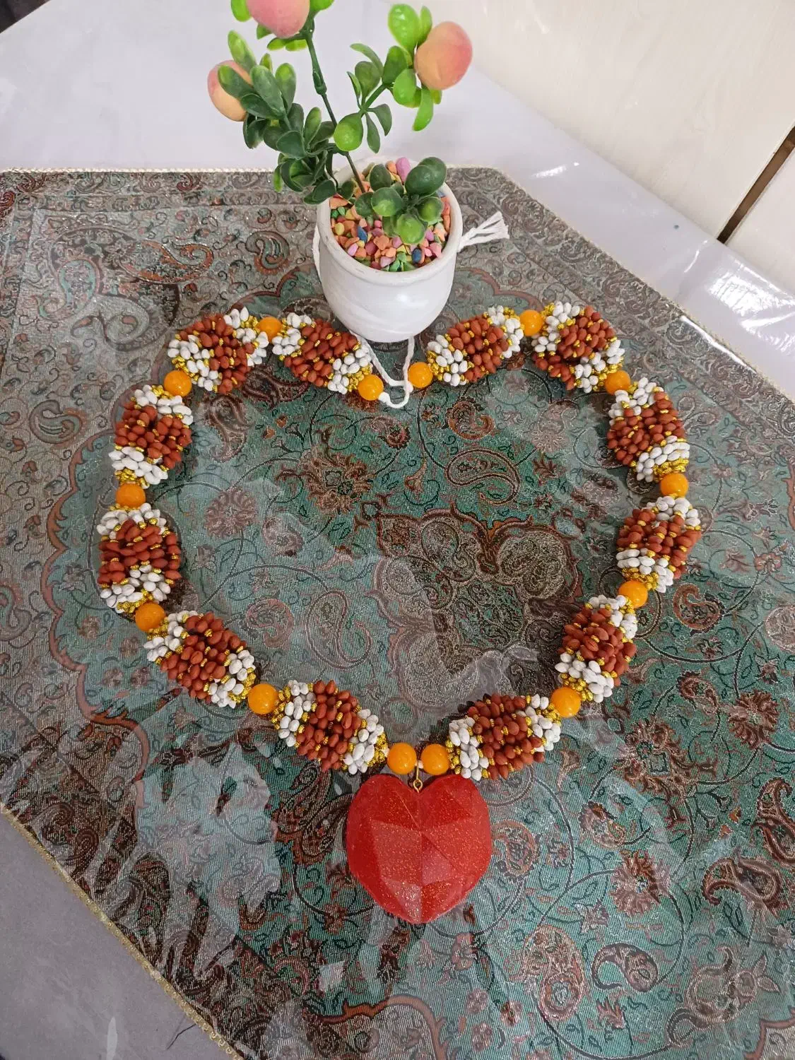 گردنبند ملهو|بدلیجات|اقلید, |دیوار