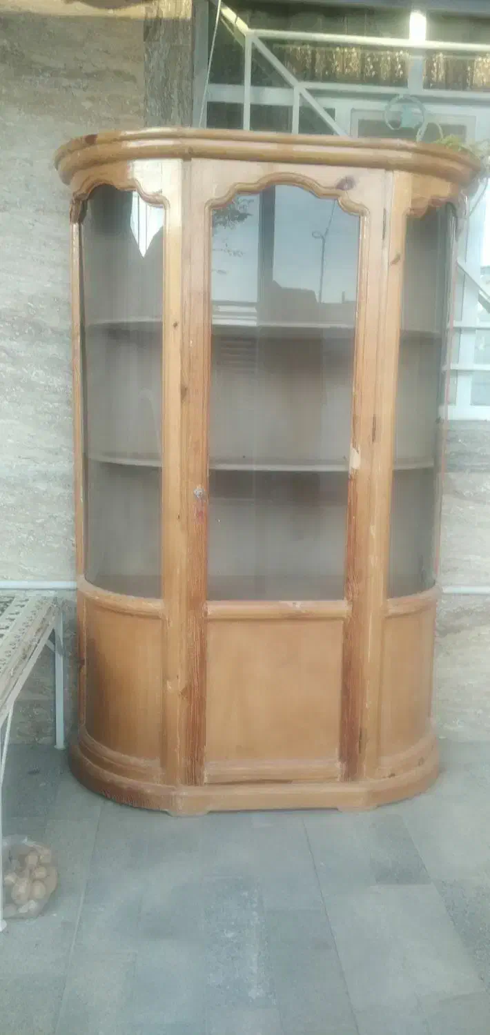 گنجه|بوفه، ویترین، کنسول|تربت‌حیدریه, شهرک ولیعصر|دیوار