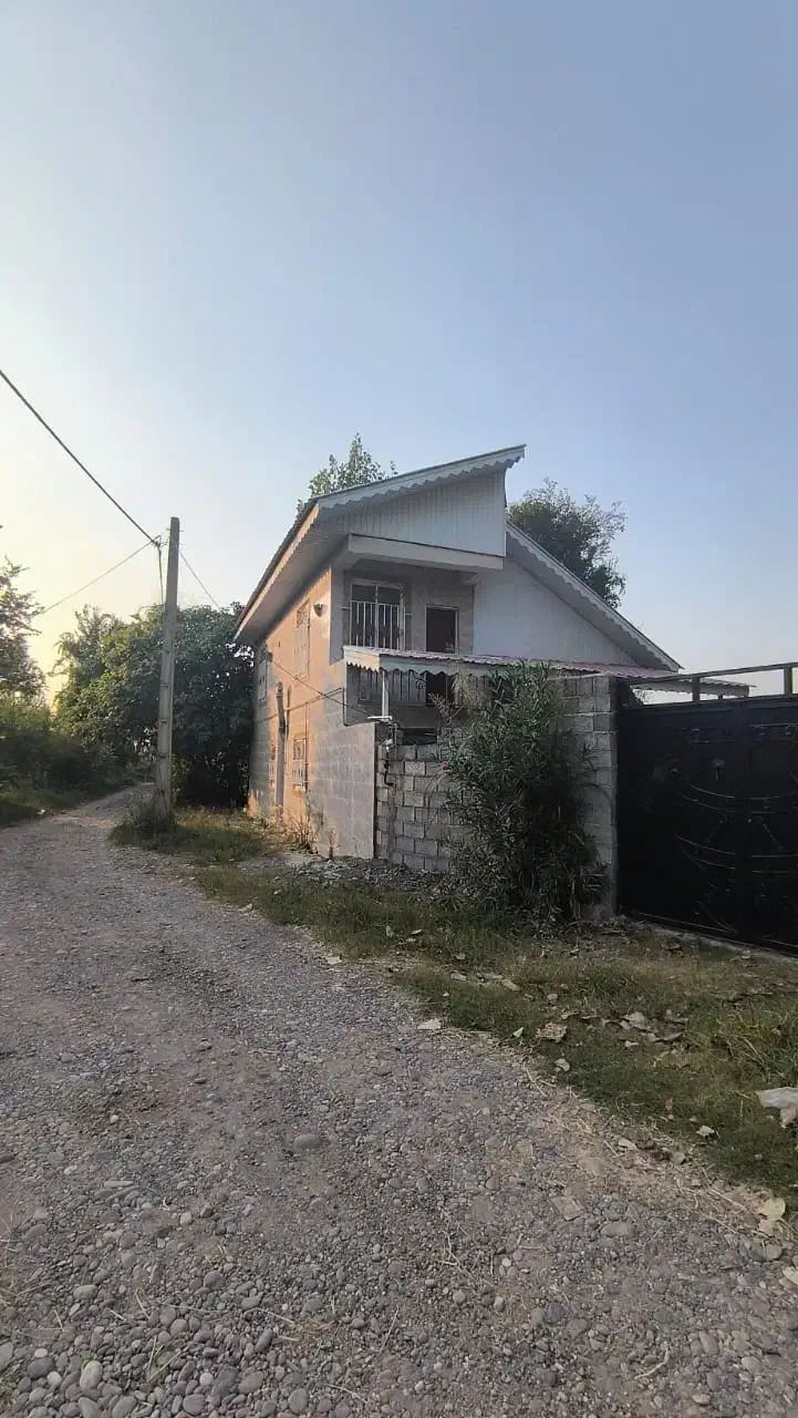 خانه ویلایی دارای بهارخواب/ ۲۵۰مترزمین،۱۴۰متربنا|فروش خانه و ویلا|لشت نشا, |دیوار