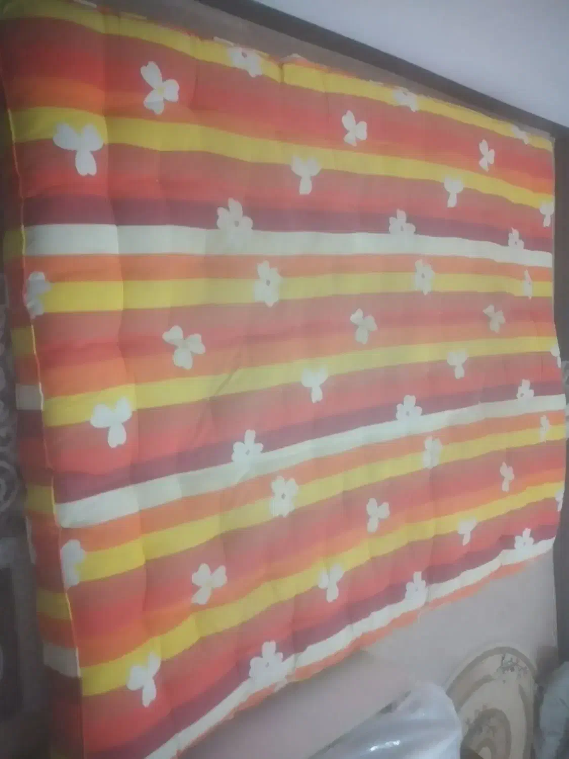 تشک پنبه ای در حد نو|تشک تختخواب|مرودشت, دولت آباد|دیوار