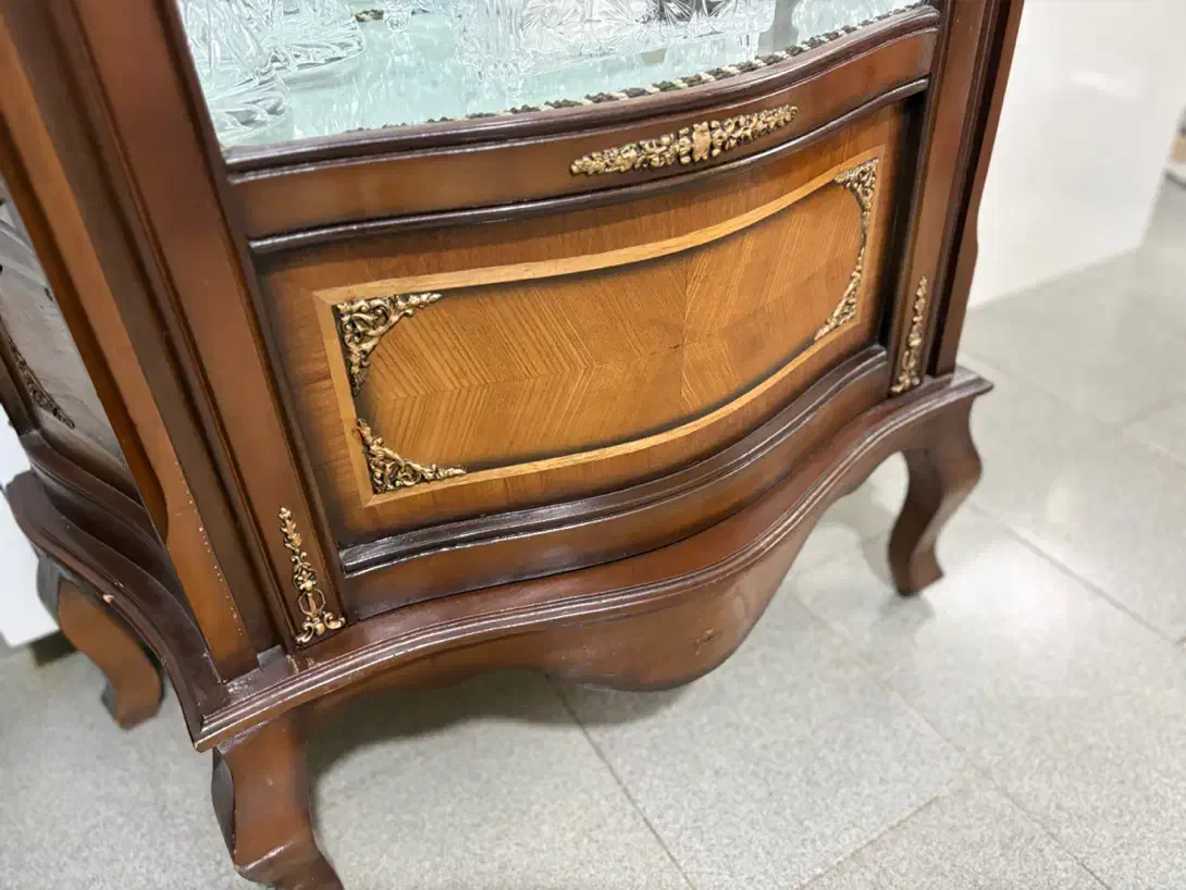 بوفه تمام چوب راش|بوفه، ویترین، کنسول|کرج, حاجی آباد|دیوار