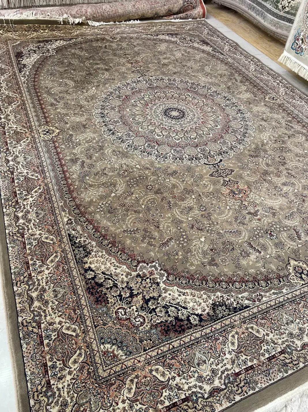 ۲تخته ۹ متری ۷۰۰ شانه|فرش|نظرآباد, شهرک سید جمال الدین|دیوار