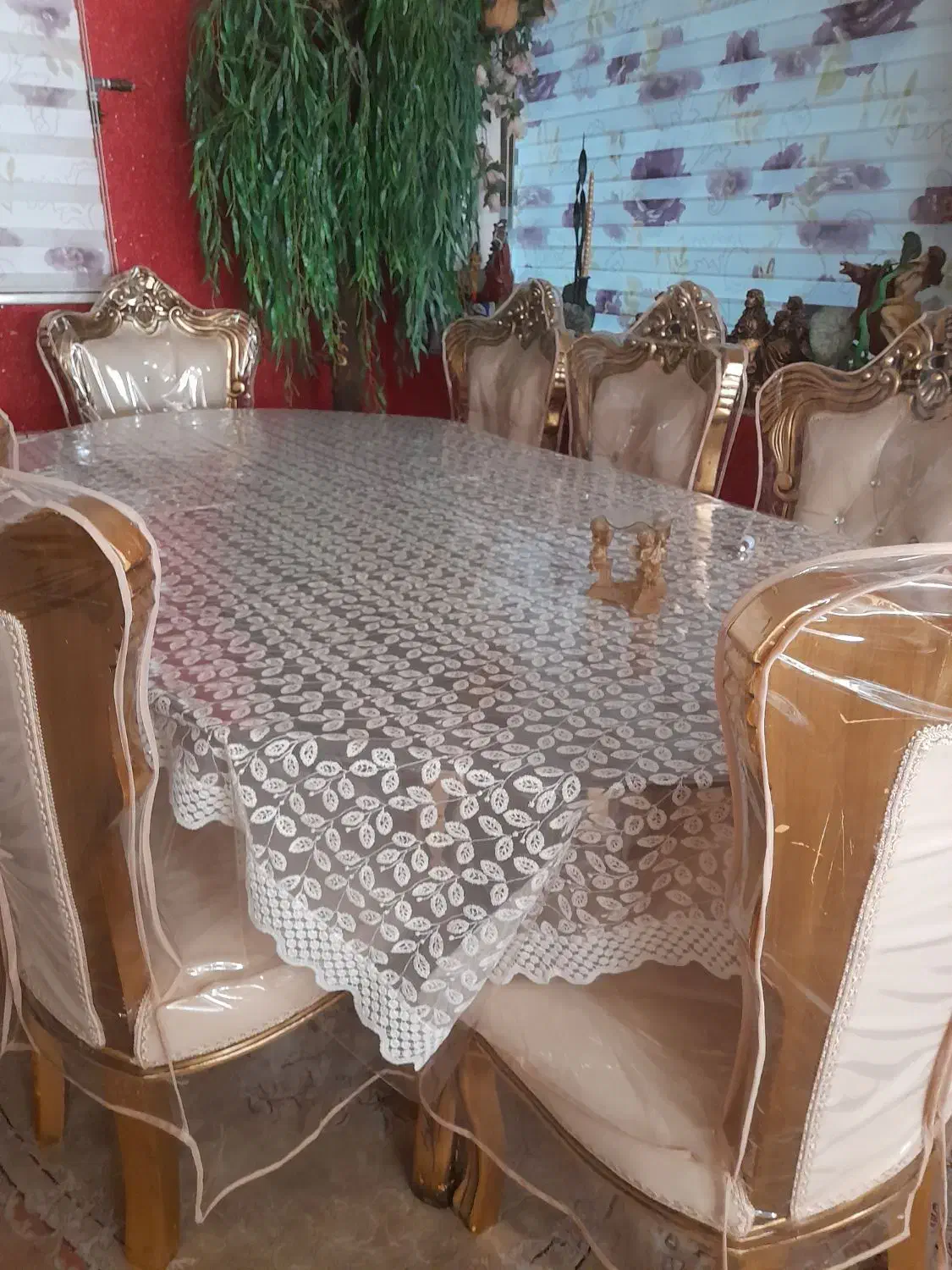 مبل وناهارخوری   بعلت کم جایی|مبلمان خانگی و میز عسلی|تهران, سوهانک|دیوار