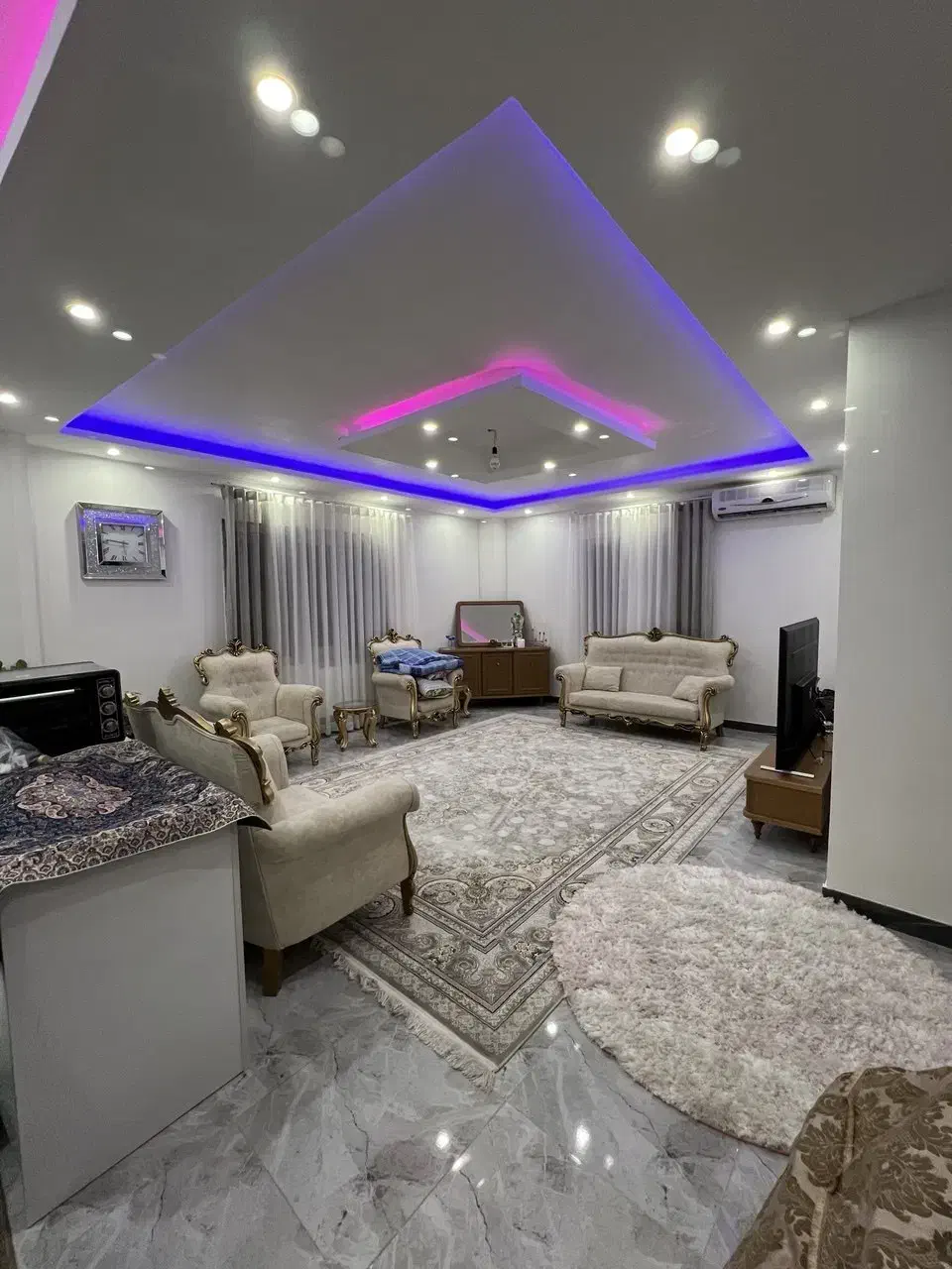 فروش واحد در کامرانیه|فروش آپارتمان|رشت, کوی غلام نیا|دیوار