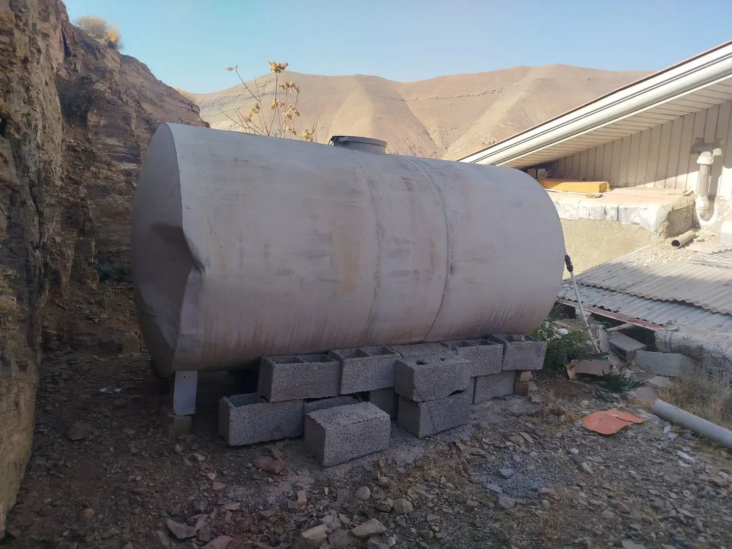 مخزن گالوانیزه آب ورق زخیم ۲ میل ۴۰۰۰ لیتری|مصالح و تجهیزات ساختمان|کوهسار (البرز), |دیوار