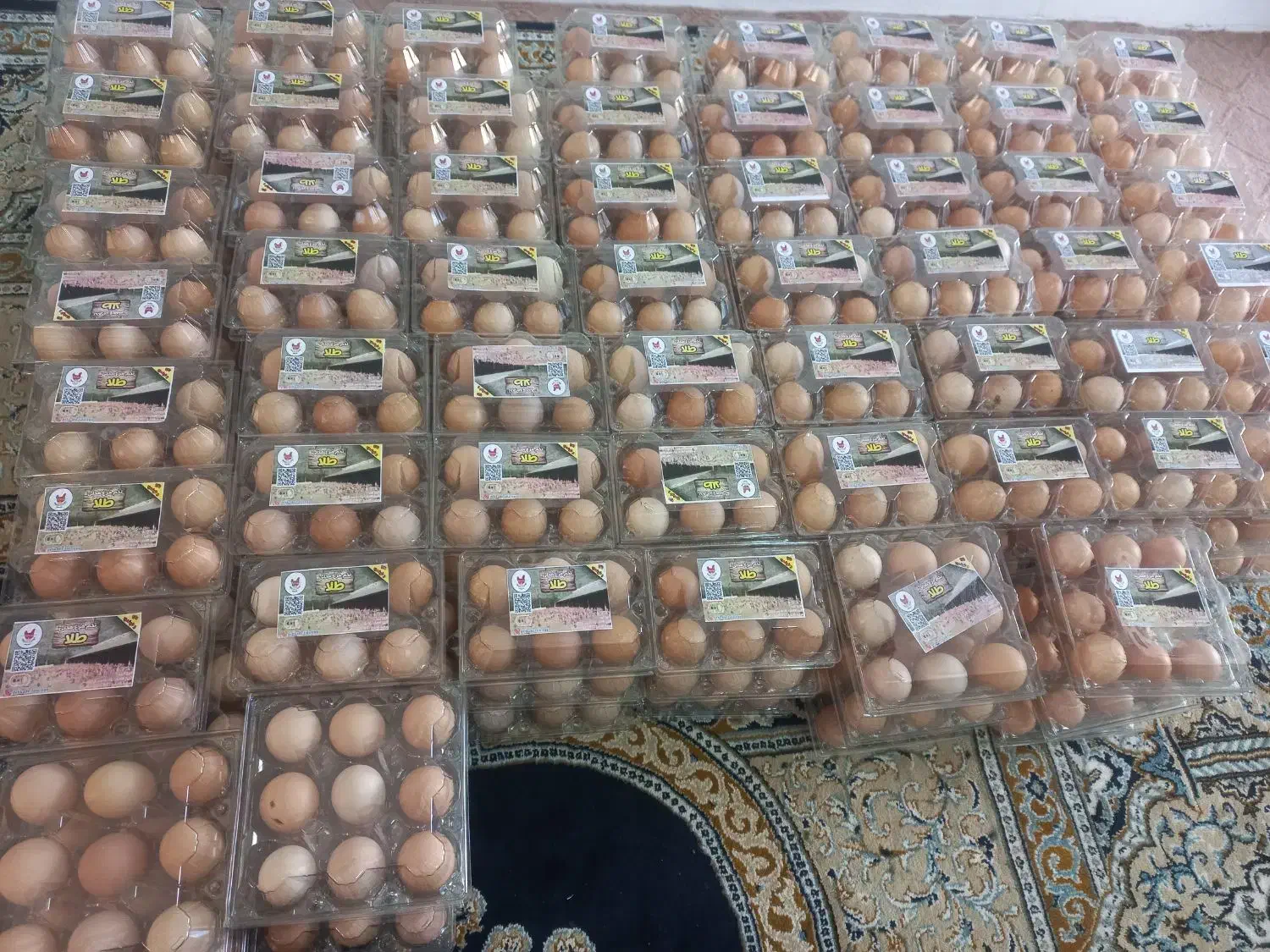 تخم مرغ رسمی گلپایگان|خوردنی و آشامیدنی|ساری, |دیوار