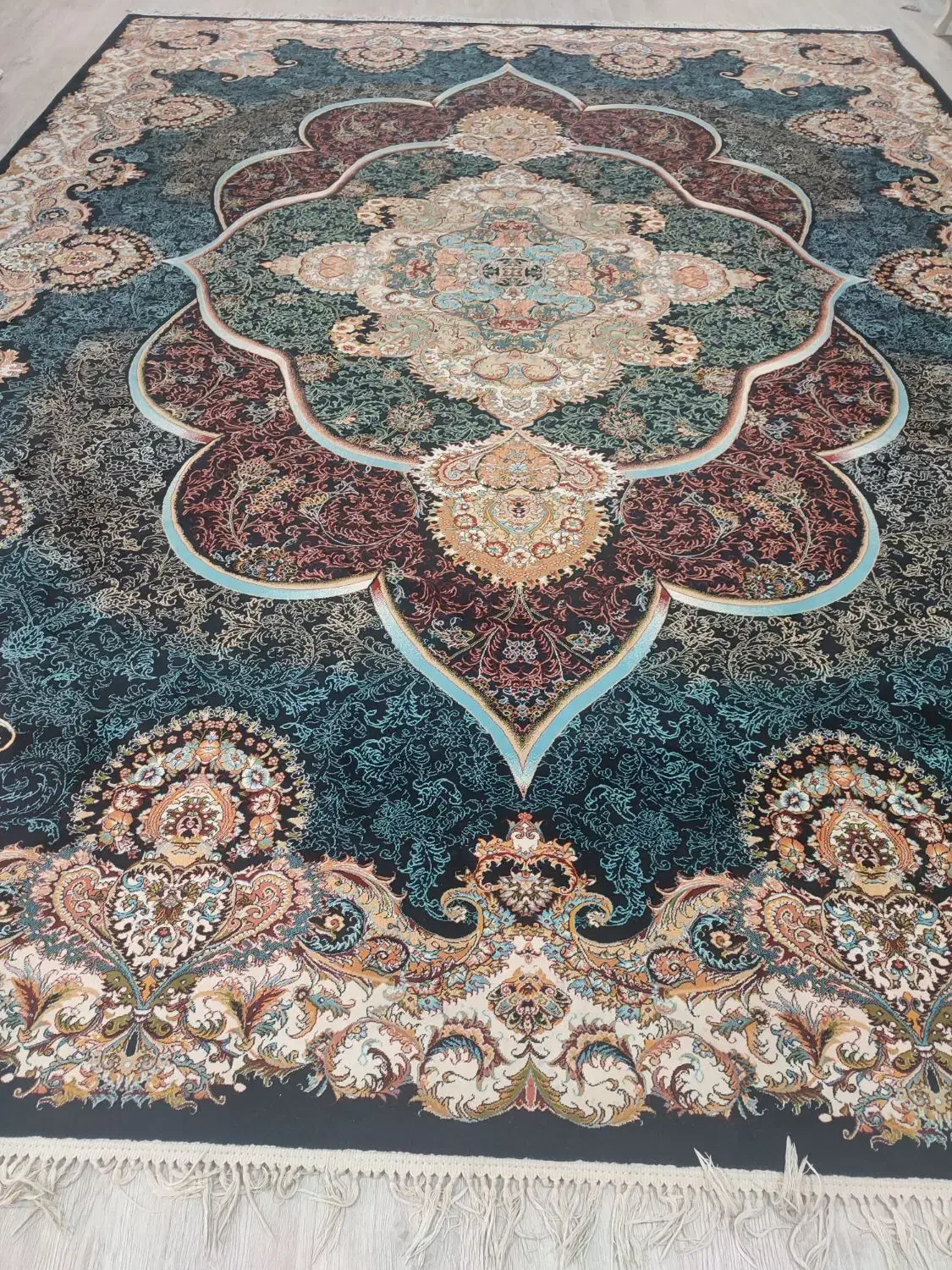 قالی|فرش|ایذه, |دیوار