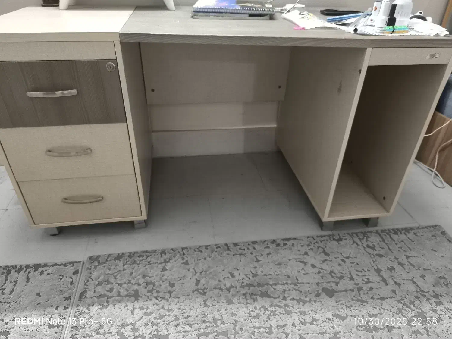 میز کامپیوتر|میز تحریر و کامپیوتر|ری, حمزهآباد|دیوار