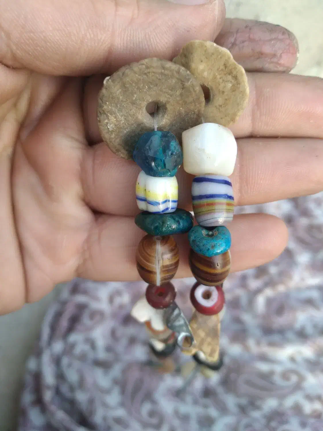 مهره قدیمی|کلکسیون اشیاء عتیقه|جیرفت, |دیوار