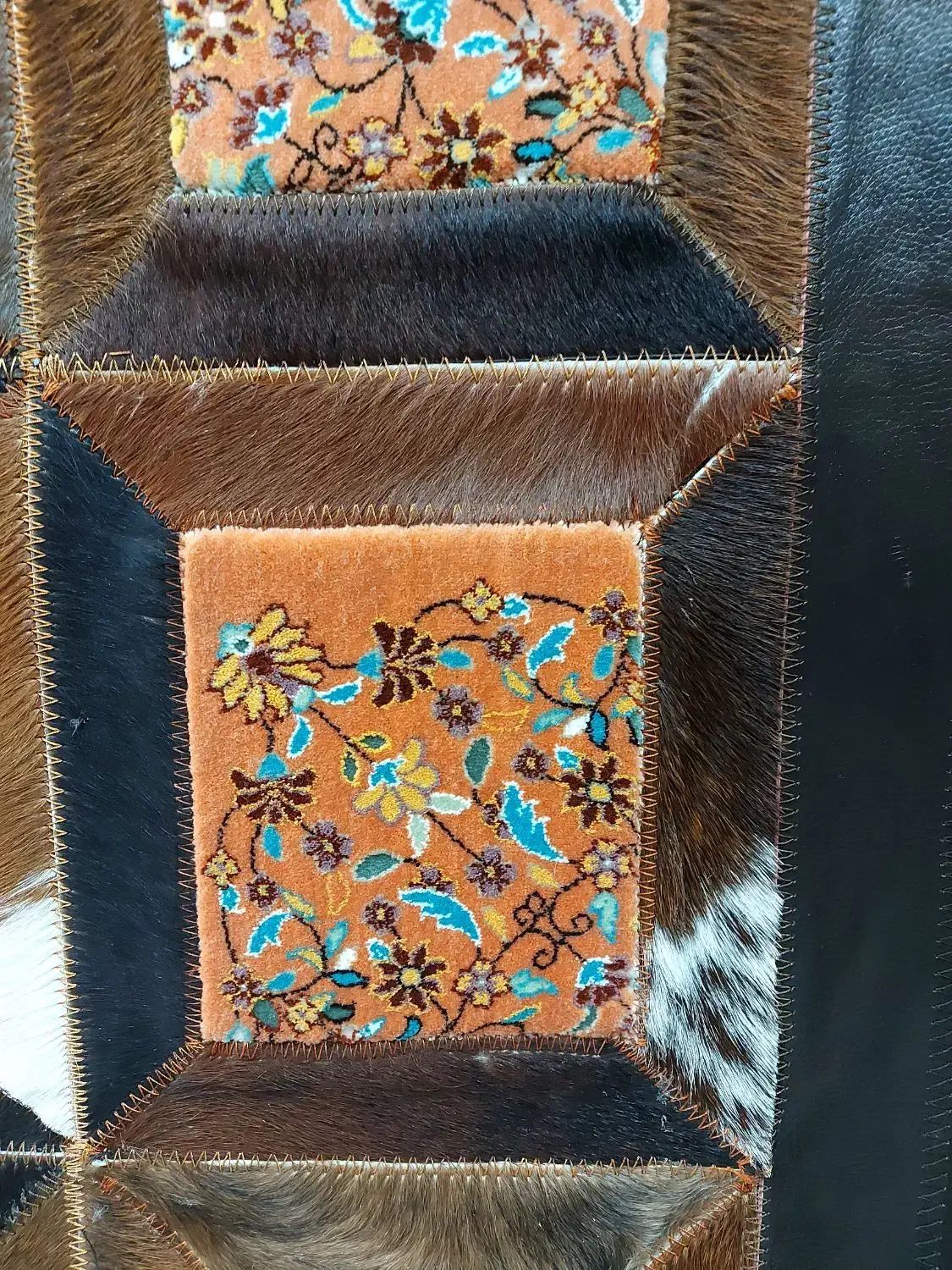 قالیچه چرمی|فرش|ساری, |دیوار