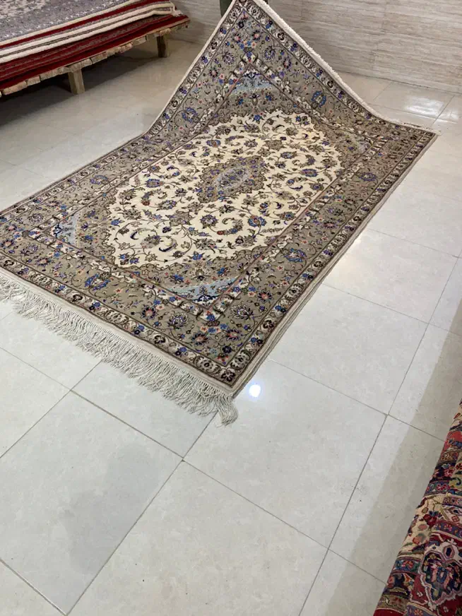 جفت ۶متری اردکان یزد درحدنو|فرش|همدان, |دیوار