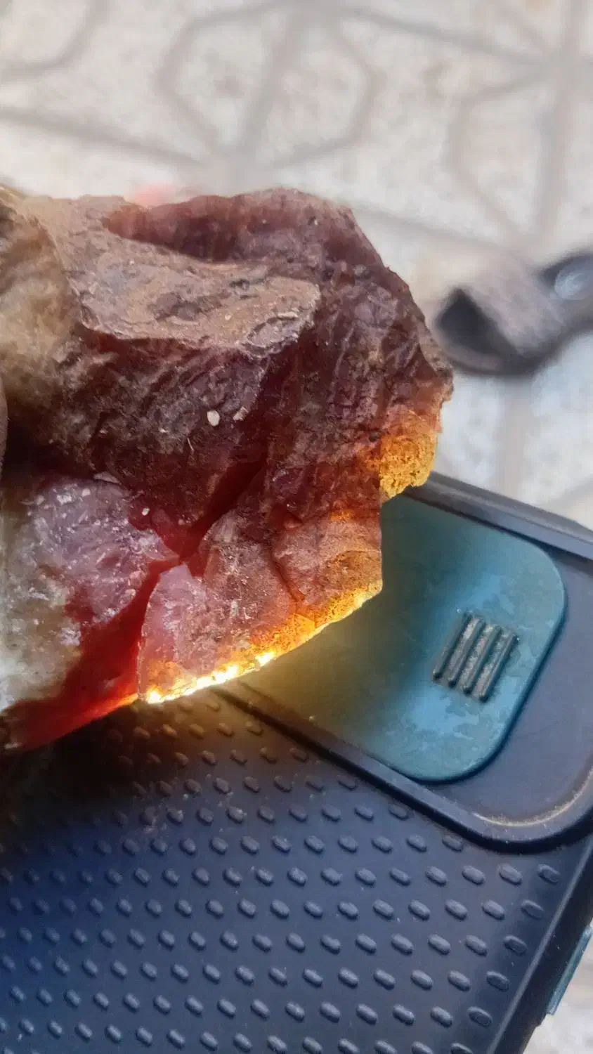 سنگ عقیق سرخ وسبز|کلکسیون اشیاء عتیقه|تربت‌حیدریه, داروپخش|دیوار